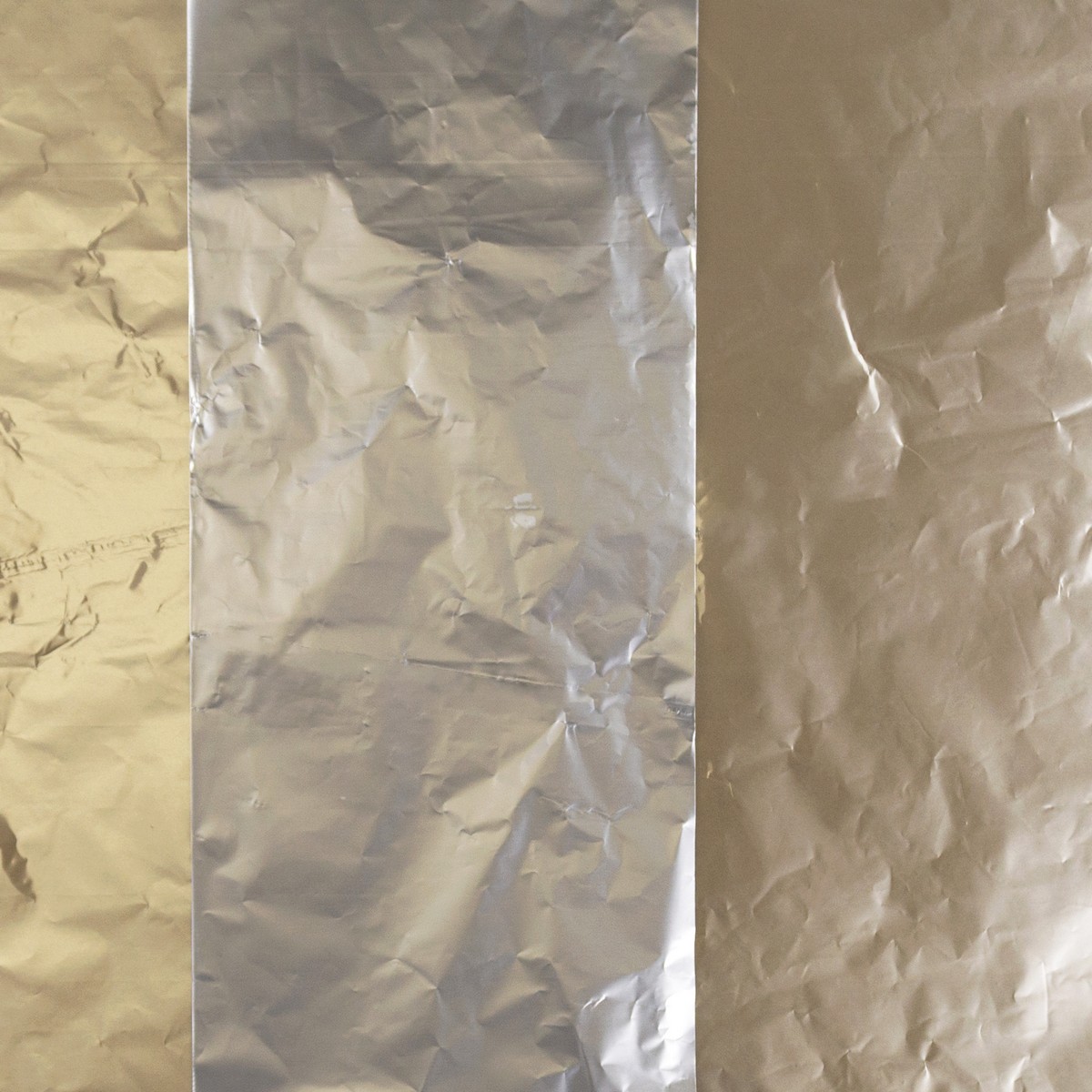 Пленка Поталь 23мкр, 10 листов, 50х58см, шампань в интернет-магазине флористических аксессуаров Азалия Декор