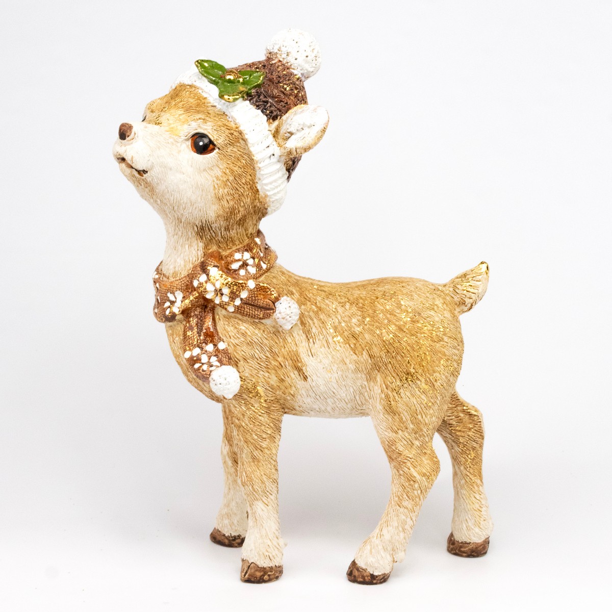 Сувенир Оленёнок в шапке (полирезин), Н18x13x8см, кремовый/золотой в интернет-магазине флористических аксессуаров Азалия Декор