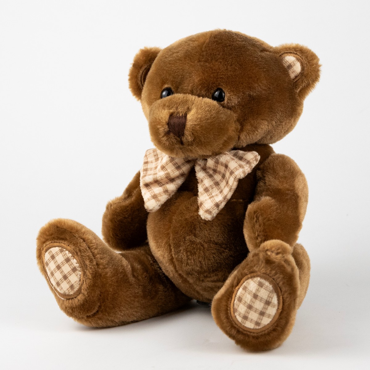 Игрушка м/н Медведь с бантом, 20см, кор. в интернет-магазине флористических аксессуаров Азалия Декор