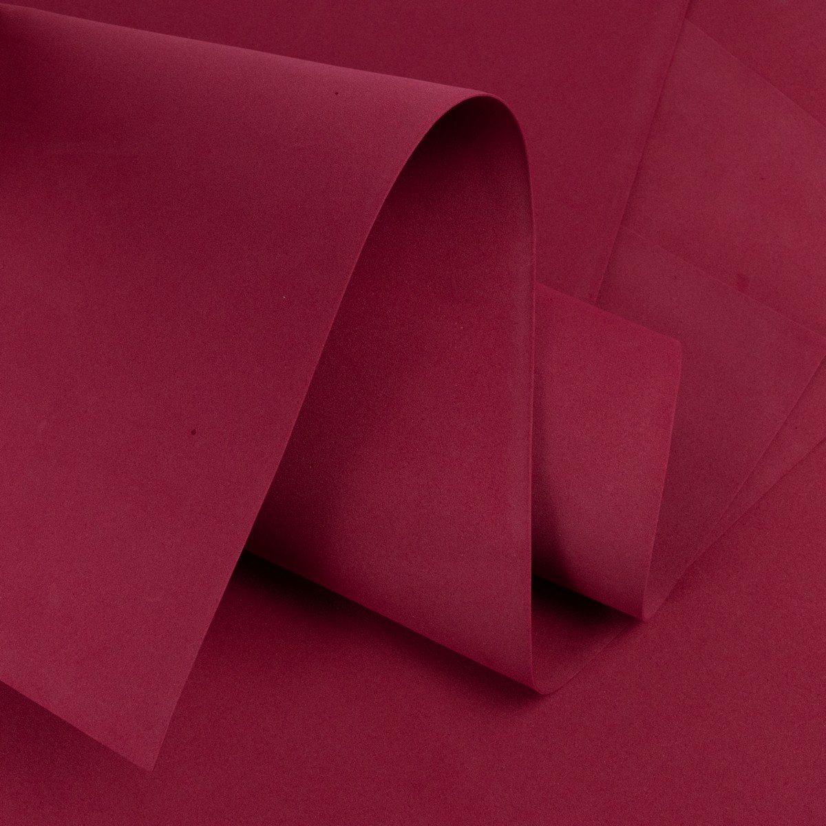 Фоамиран 10 листов 1 мм, 60х70см, бордовый в интернет-магазине флористических аксессуаров Азалия Декор