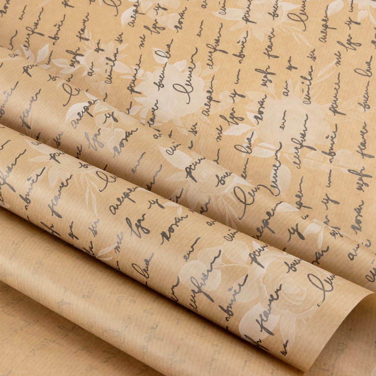 Бумага упаковочная крафт Розы 40гр, 72 см 10 м, натуральный/белый в интернет-магазине флористических аксессуаров Азалия Декор