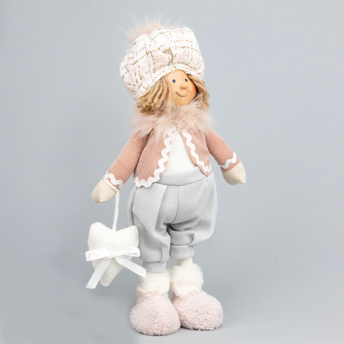 Сувенир Мальчик/Девочка, H38х15х10см, в асс., розовый в интернет-магазине флористических аксессуаров Азалия Декор