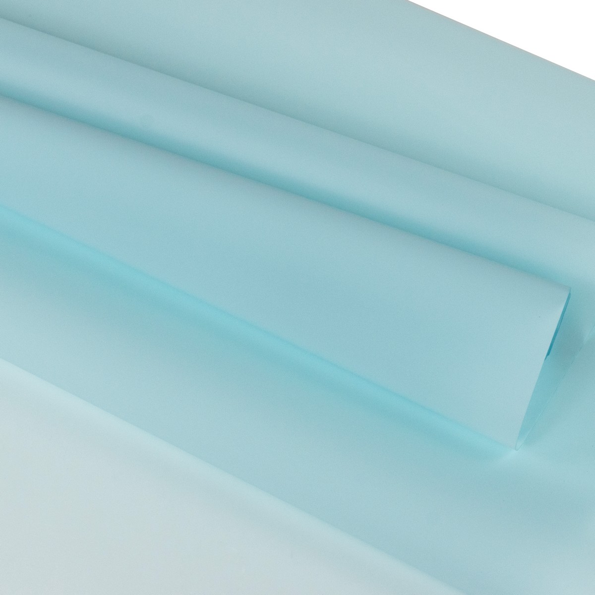 Пленка матовая 50мкр, 58 см 10 м, небесно-голубой в интернет-магазине флористических аксессуаров Азалия Декор