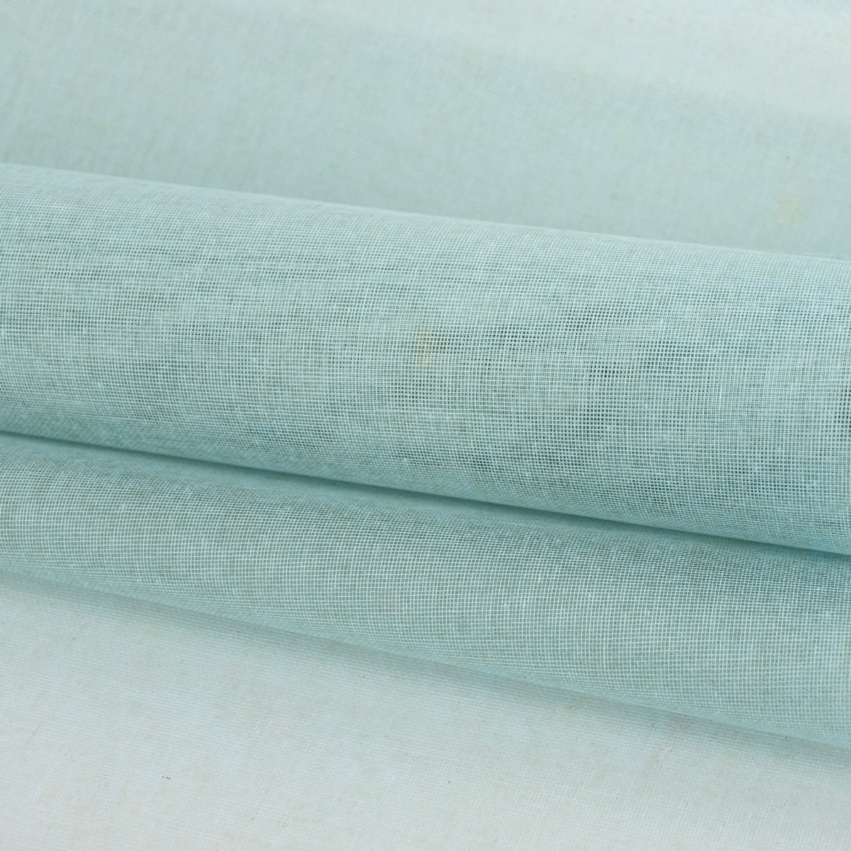 Сетка, 50 см 4,5 м, голубой в интернет-магазине флористических аксессуаров Азалия Декор