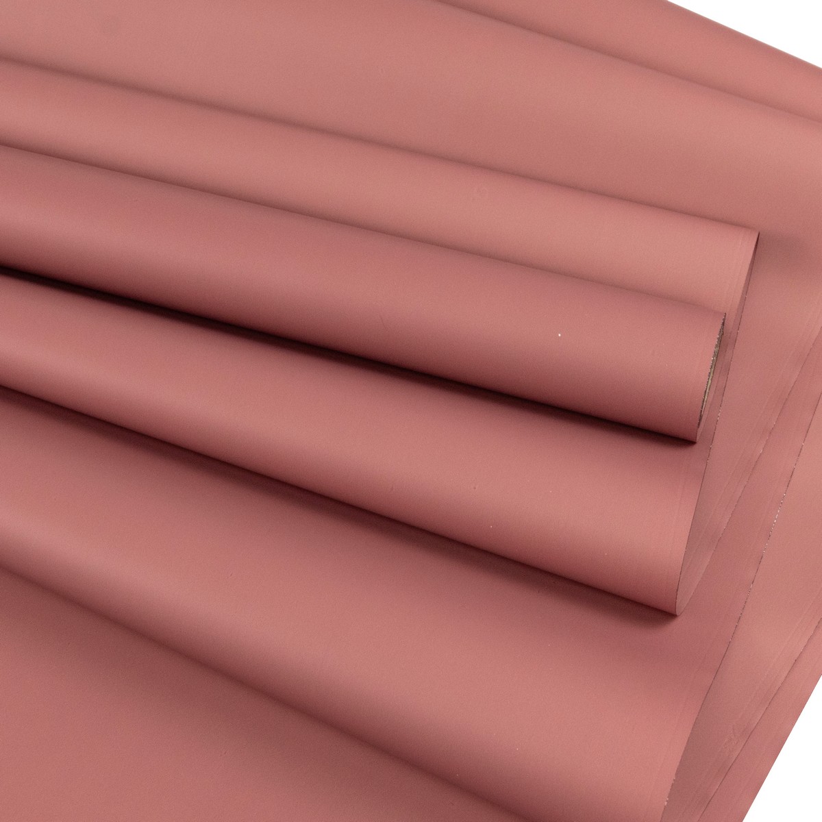 Пленка матовая 65мкр, 50 см 10 м, темно-розовый в интернет-магазине флористических аксессуаров Азалия Декор