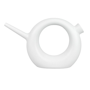 Лейка Ева (пластик), 39х9хH25см, 1,5л, белый в интернет-магазине флористических аксессуаров Азалия Декор