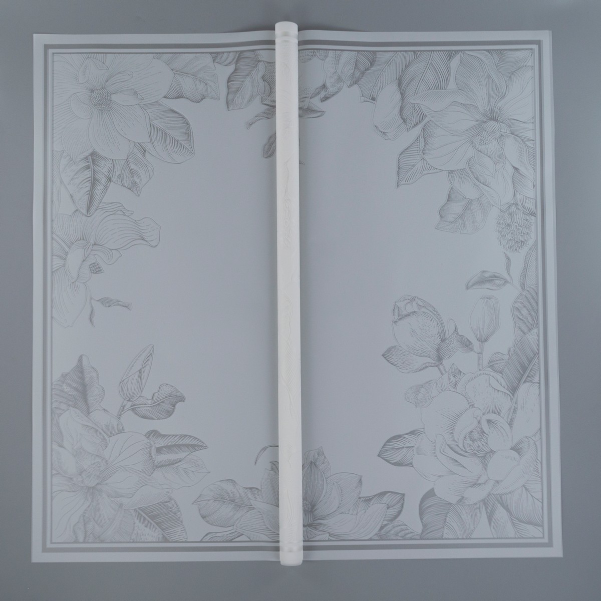 Пленка матовая Цветы 60мкр, 20 листов, 57х57см, белый в интернет-магазине флористических аксессуаров Азалия Декор