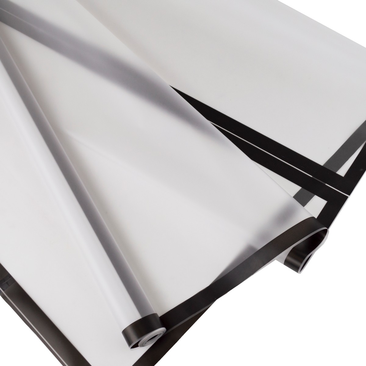 Пленка матовая Кайма, 60 см 0,200 кг, черный в интернет-магазине флористических аксессуаров Азалия Декор