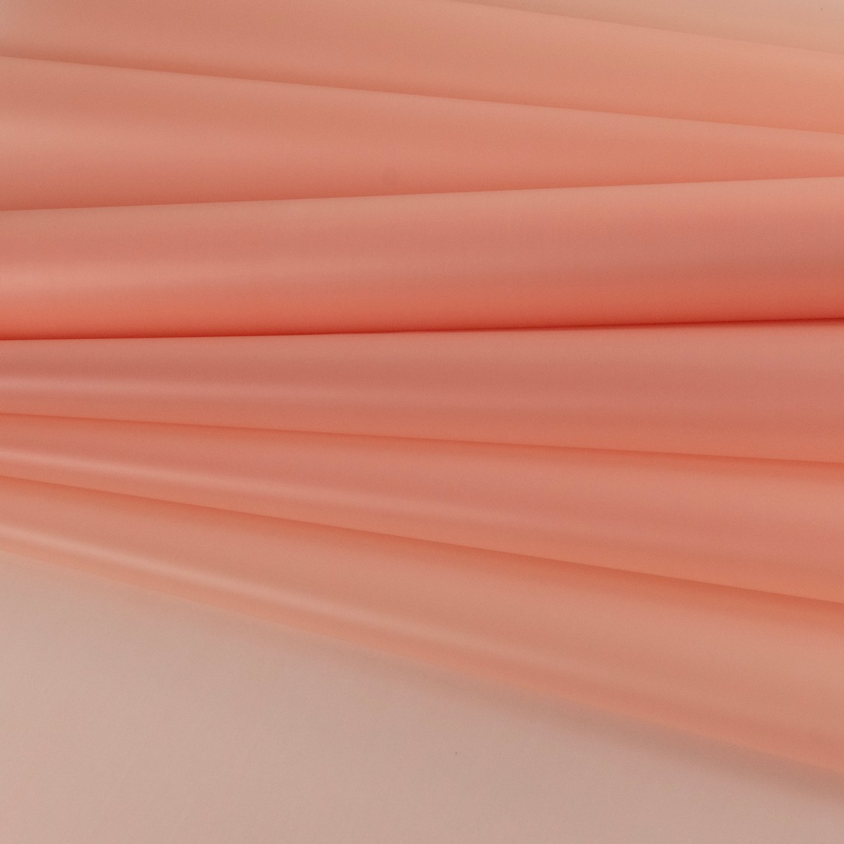 Пленка матовая полупрозрачная 50мкр, 57 см 27 м, персиковый в интернет-магазине флористических аксессуаров Азалия Декор