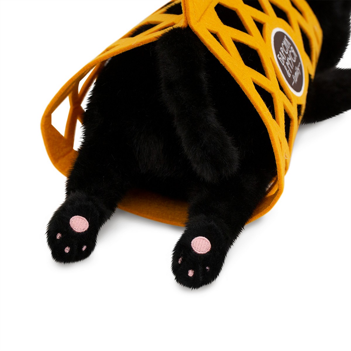 Игрушка м/н Кот Барсик в сумке, 35см, черный в интернет-магазине флористических аксессуаров Азалия Декор