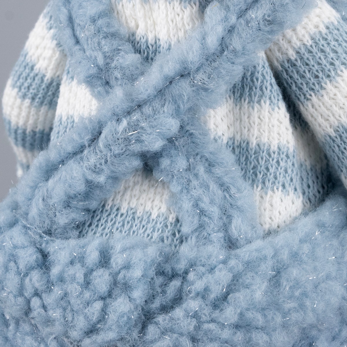 Сувенир Медвежонок Мальчик, Н37х19х17см, голубой в интернет-магазине флористических аксессуаров Азалия Декор