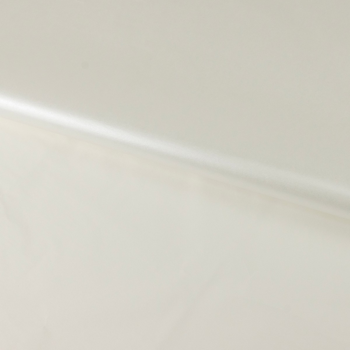 Бумага тишью в листах 28гр/м2, 20шт., 50х70 см, белый в интернет-магазине флористических аксессуаров Азалия Декор