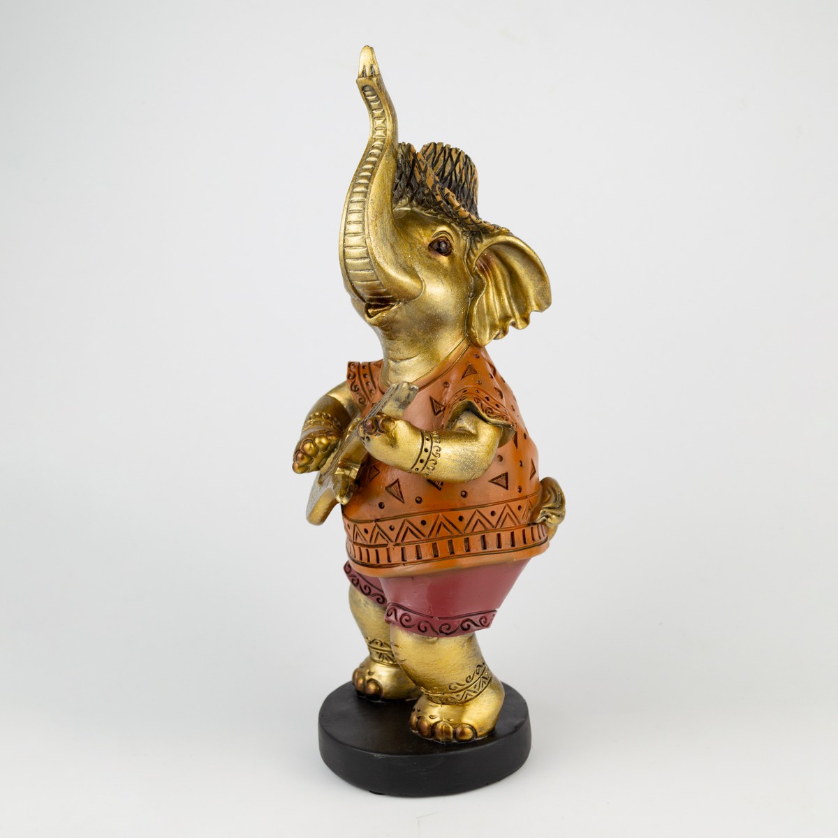 Сувенир Слон с гитарой (полирезин), Н29х12х11см, золотой/коричневый в интернет-магазине флористических аксессуаров Азалия Декор