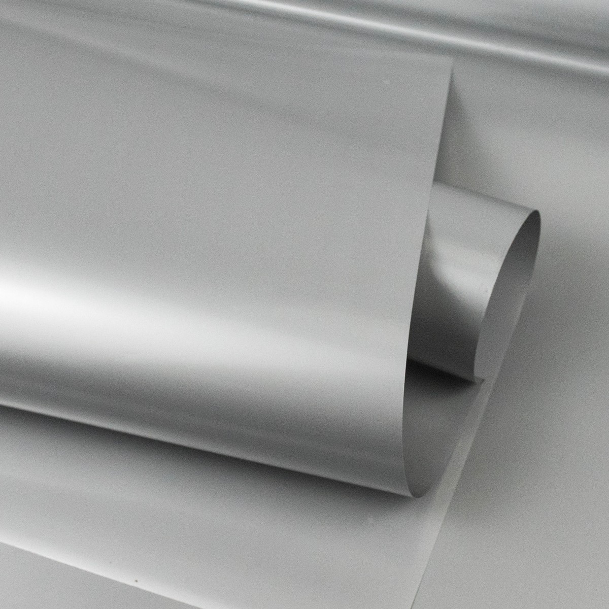 Пленка матовая Аурум 70мкр, 20 листов, 58х58см, серебряный в интернет-магазине флористических аксессуаров Азалия Декор