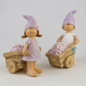 Сувенир Мальчик/Девочка (полирезин), H13,5х10,2х6,3см, сиреневый в интернет-магазине флористических аксессуаров Азалия Декор