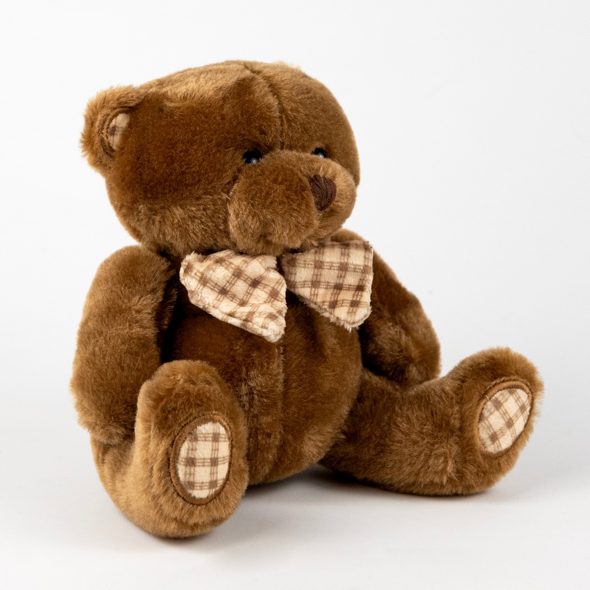 Игрушка м/н Медведь с бантом, 15см, кор. в интернет-магазине флористических аксессуаров Азалия Декор