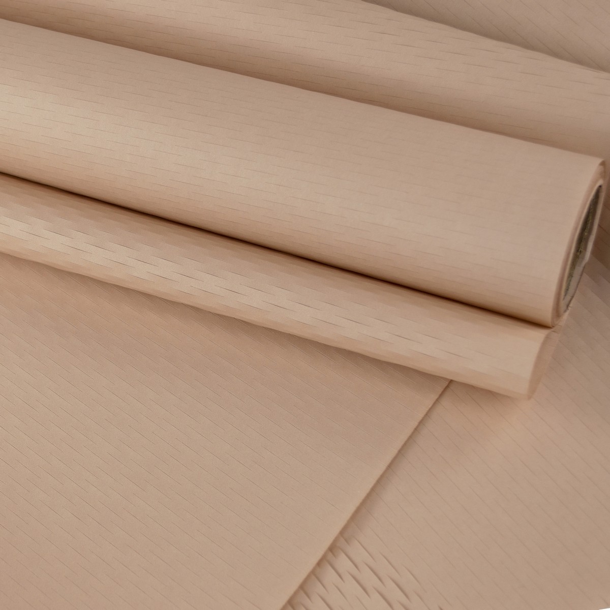 Бумага упаковочная крафт Соты 90г/м2, 50 см 9 м, розовый в интернет-магазине флористических аксессуаров Азалия Декор