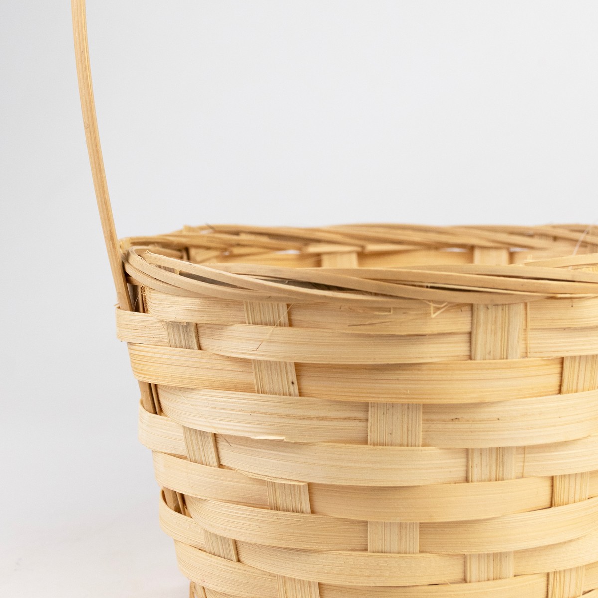 Корзина плетеная (бамбук), D16х10хH32см, натуральный в интернет-магазине флористических аксессуаров Азалия Декор