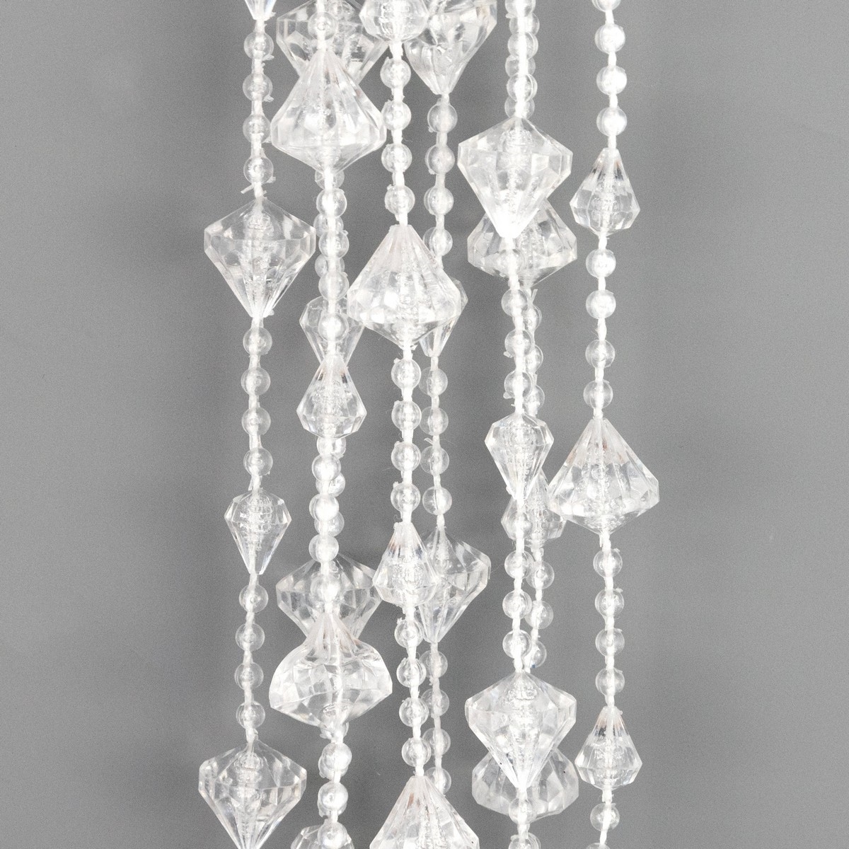 Гирлянда Бусы, 2,7мх10мм, прозрачный перламутровый в интернет-магазине флористических аксессуаров Азалия Декор