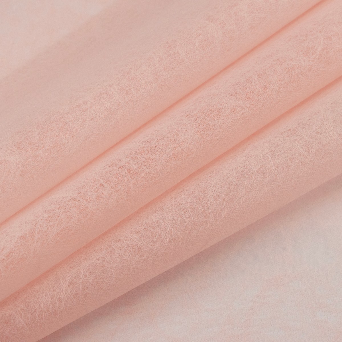 Фетр Паутинка 65гр,15 листов, 58х58см, светло-розовый в интернет-магазине флористических аксессуаров Азалия Декор