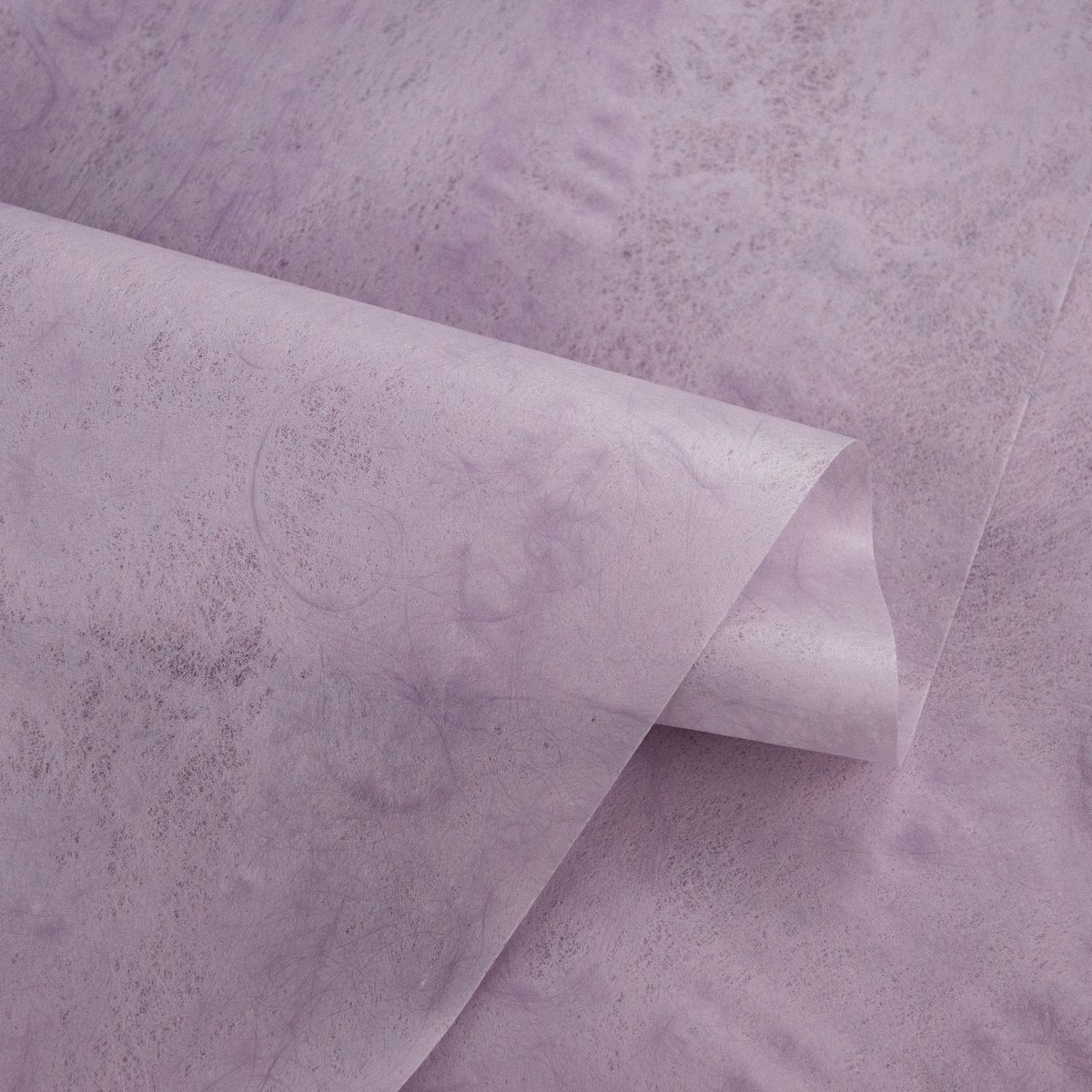 Фетр 55гр,20 листов, 58х58см, сиреневый в интернет-магазине флористических аксессуаров Азалия Декор