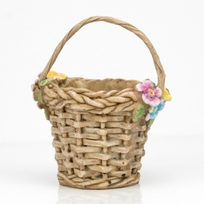Сувенир Корзинка (полирезин), 8х6,5хH10см, коричневый в интернет-магазине флористических аксессуаров Азалия Декор