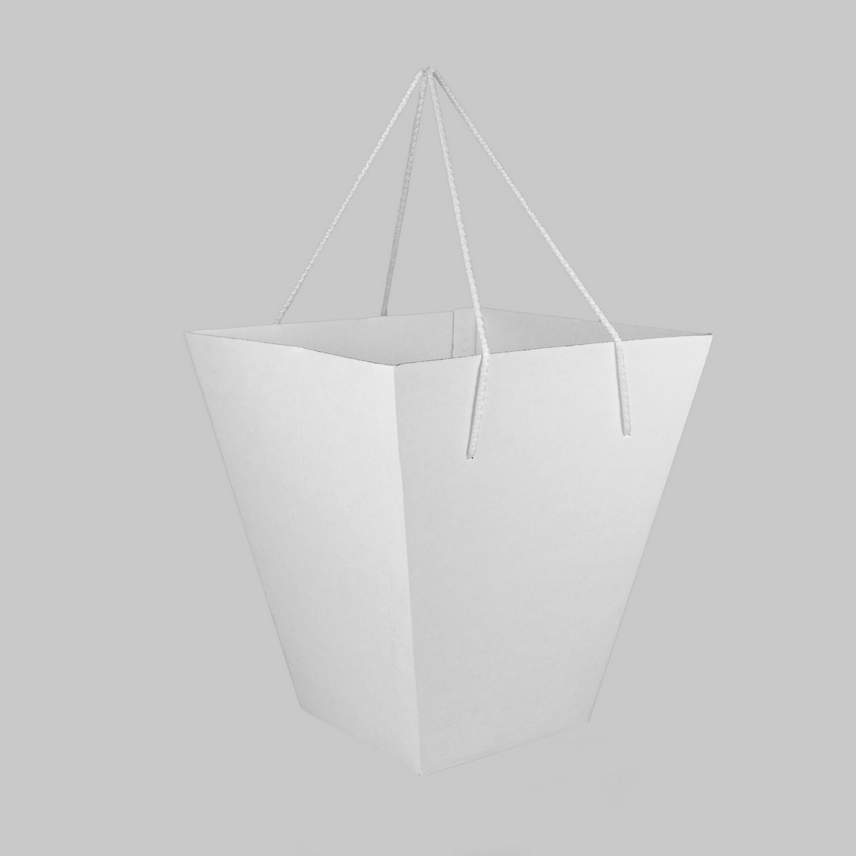 Коробка для букета 18х32х34,5см, белый, (в уп. 10 шт.) в интернет-магазине флористических аксессуаров Азалия Декор