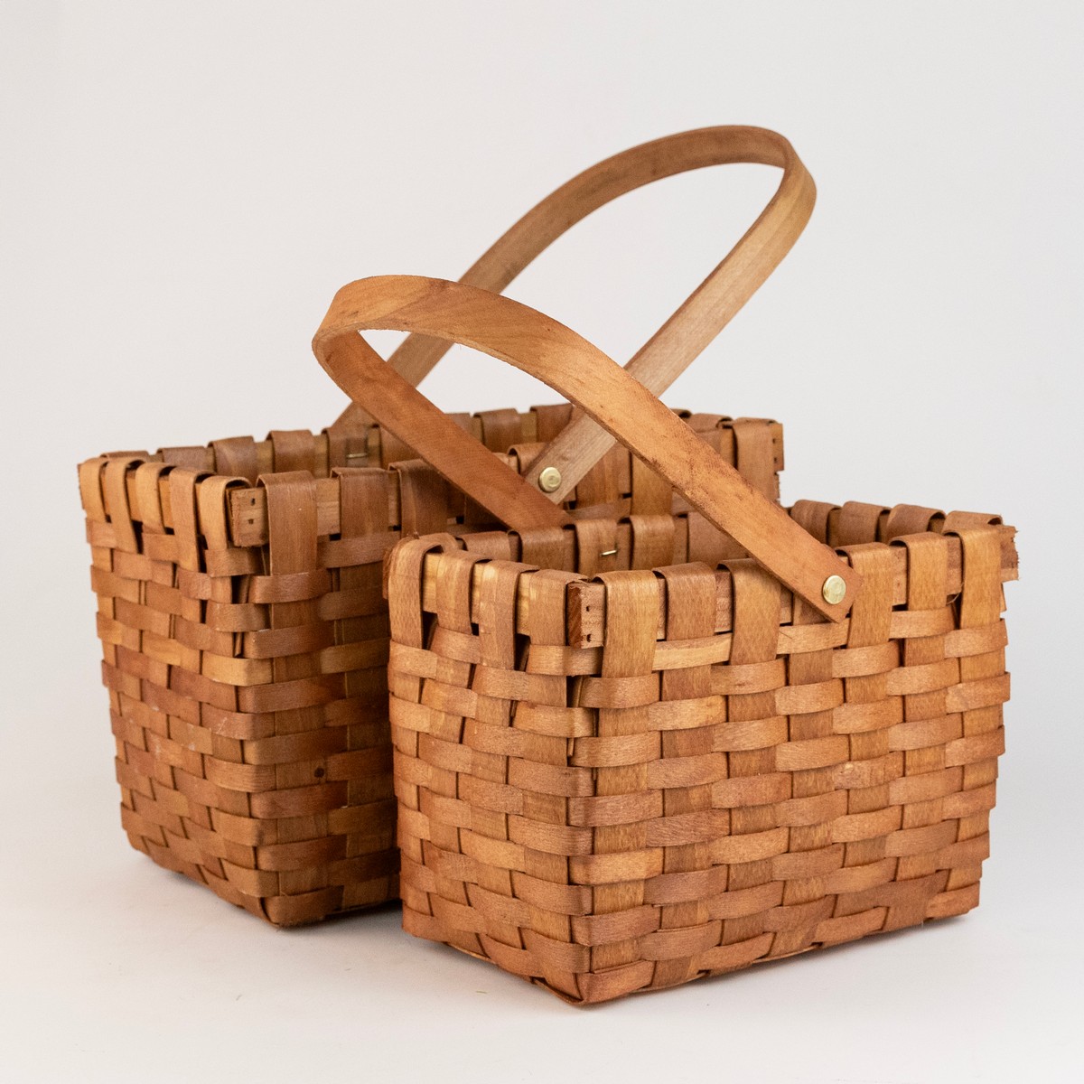 Набор корзин плетеных 2шт. (секвойя), 25x16x16xH38см, светло-коричневый в интернет-магазине флористических аксессуаров Азалия Декор