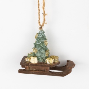 Украшение подвесное Елочка на санях (полирезин), Н6х7,5х3см, коричневый в интернет-магазине флористических аксессуаров Азалия Декор