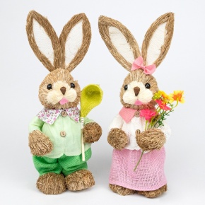 Сувенир Заяц Мальчик/Девочка (пенопласт/трава), H35см, в асс., коричневый в интернет-магазине флористических аксессуаров Азалия Декор