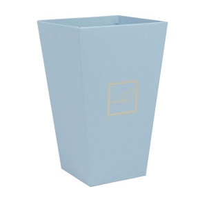 Кашпо для цветов Трапеция, 9х9хH14,5см, сиреневый в интернет-магазине флористических аксессуаров Азалия Декор