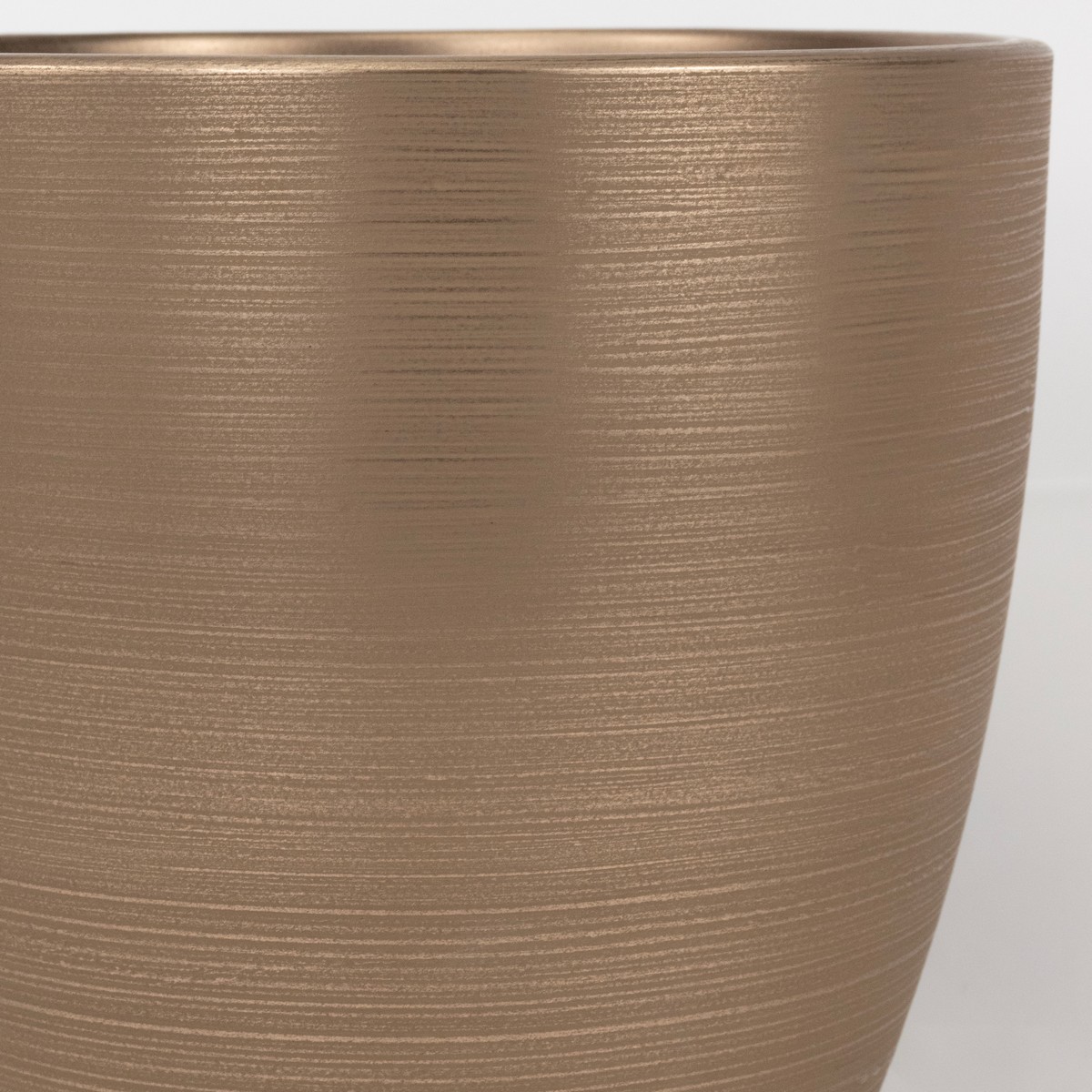 Кашпо Штрих (бетон), D30xH30см, 13л, бронзовый в интернет-магазине флористических аксессуаров Азалия Декор