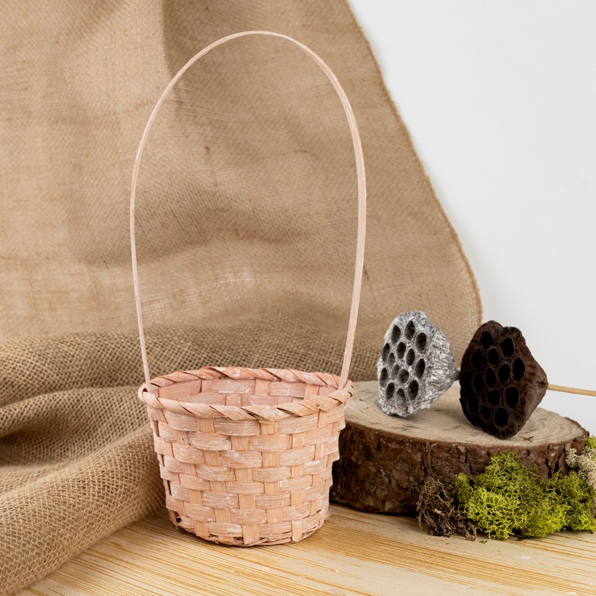 Корзина плетеная (бамбук), D13х9хH30см, персиковый в интернет-магазине флористических аксессуаров Азалия Декор