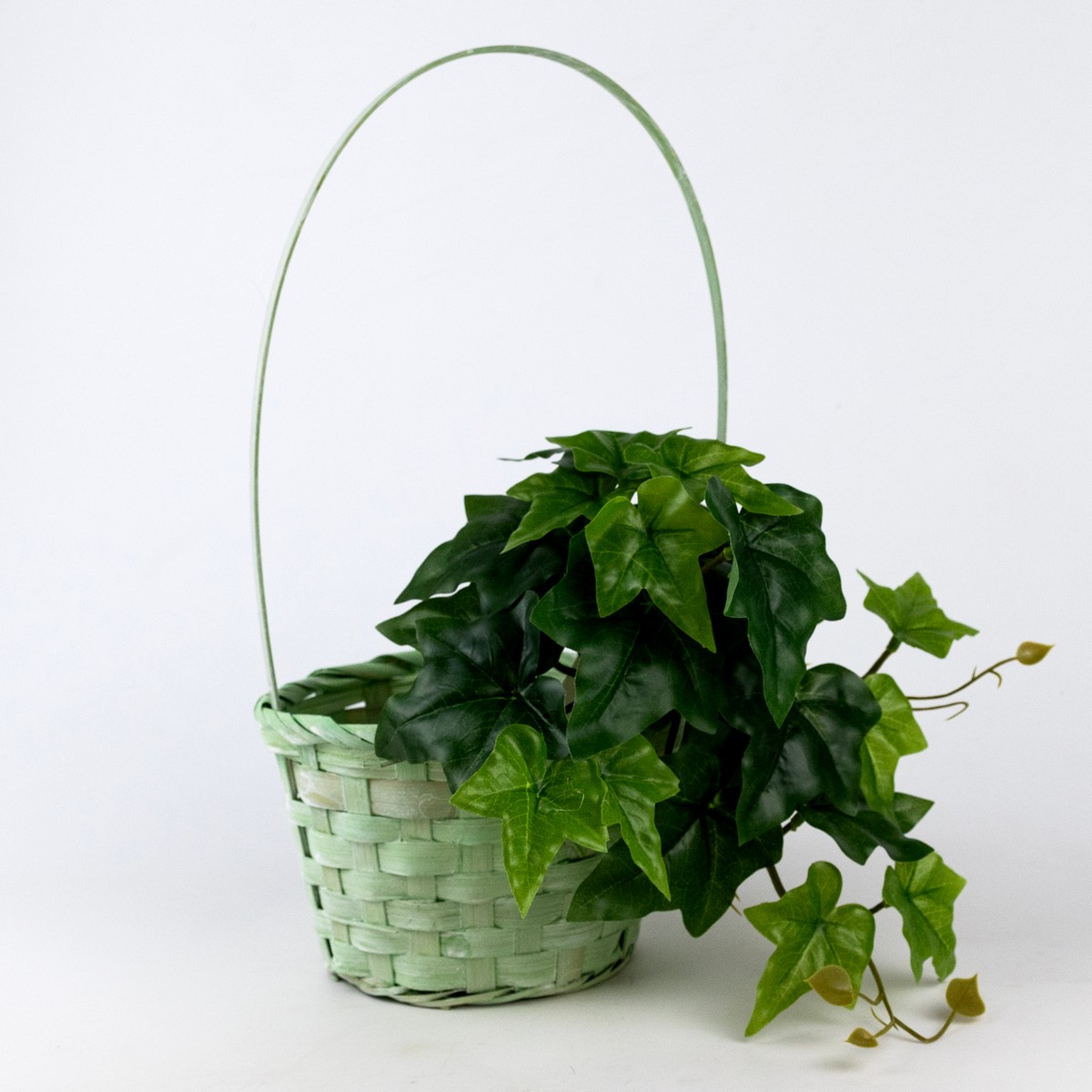 Корзина плетеная (бамбук), D15х9хH31см, зеленый в интернет-магазине флористических аксессуаров Азалия Декор