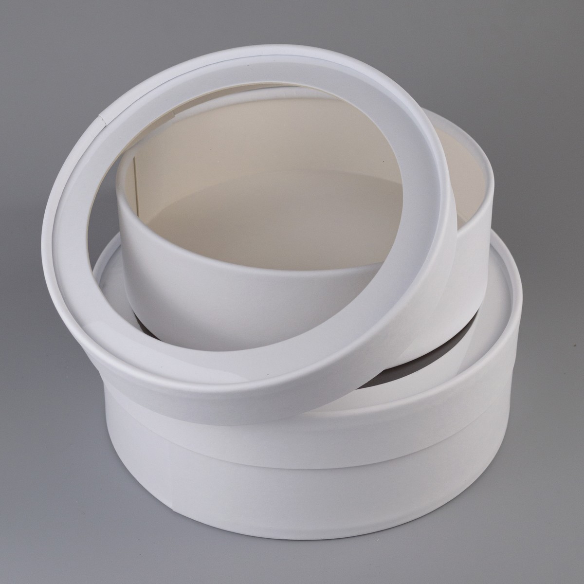 Набор коробок подарочных круглых с прозрачной крышкой 2шт., D21xH7 см, белый в интернет-магазине флористических аксессуаров Азалия Декор