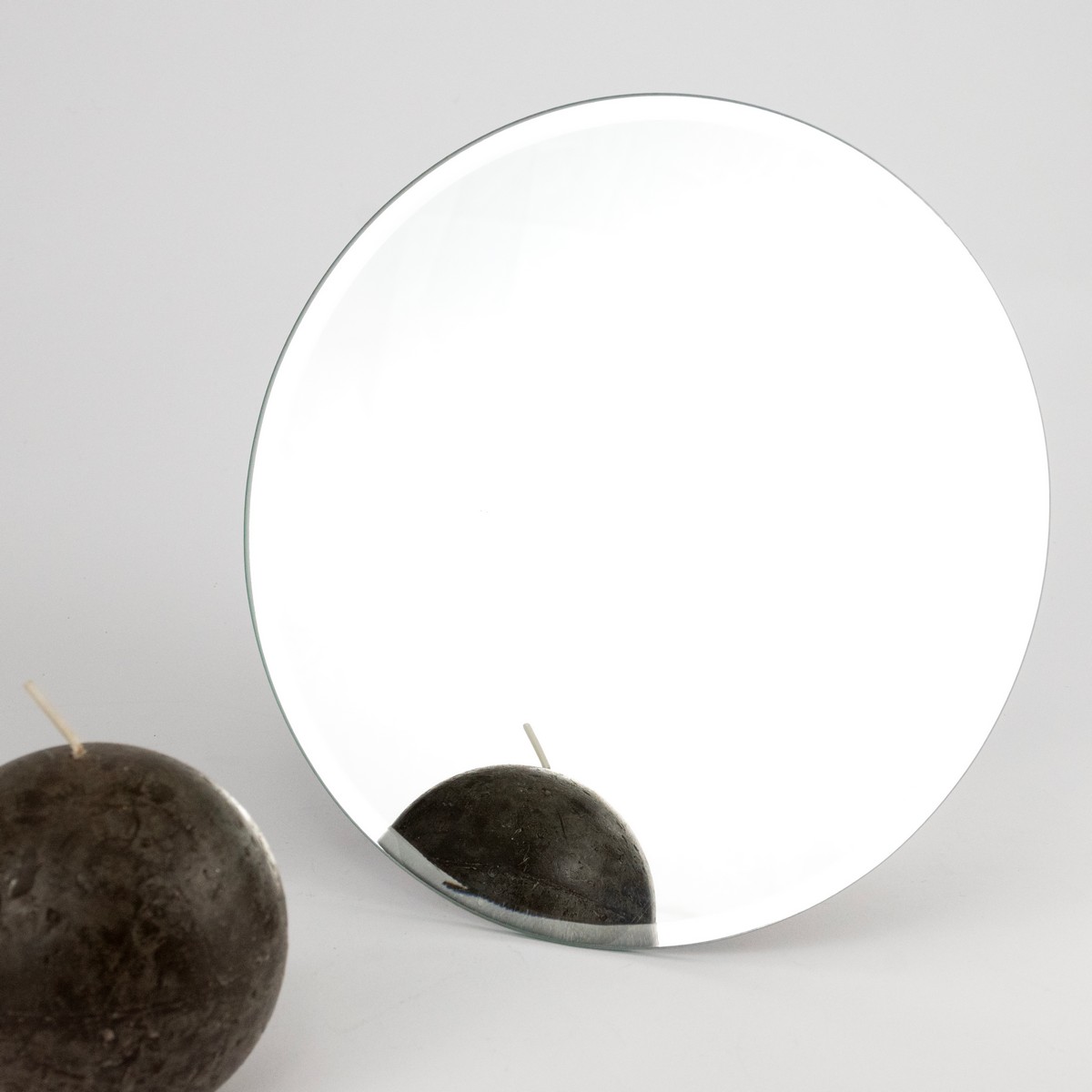 Подсвечник-тарелка (стекло), D20см, серебряный в интернет-магазине флористических аксессуаров Азалия Декор