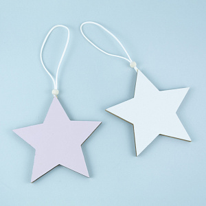 Украшение подвесное Звезда (дерево), 13х14см, в асс., белый/розовый в интернет-магазине флористических аксессуаров Азалия Декор