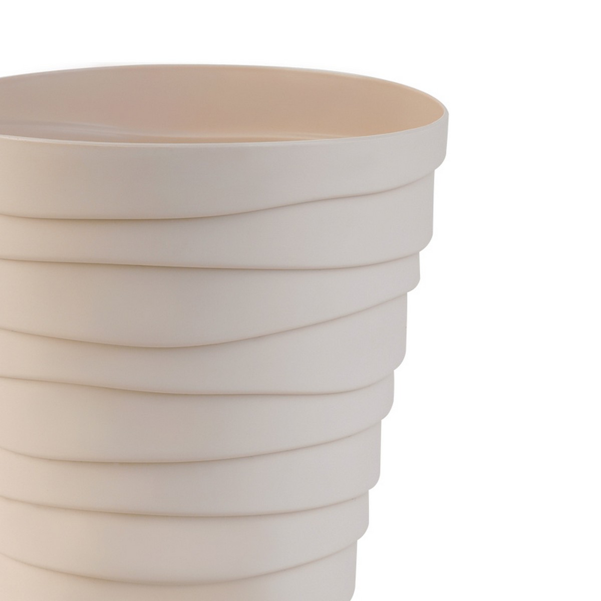 Кашпо Бархан (пластик), D18xH17см, 2,25л, кремовый в интернет-магазине флористических аксессуаров Азалия Декор