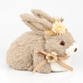 Сувенир Заяц (пенопласт/трава), H14х20x13см, серый/кремовый в интернет-магазине флористических аксессуаров Азалия Декор