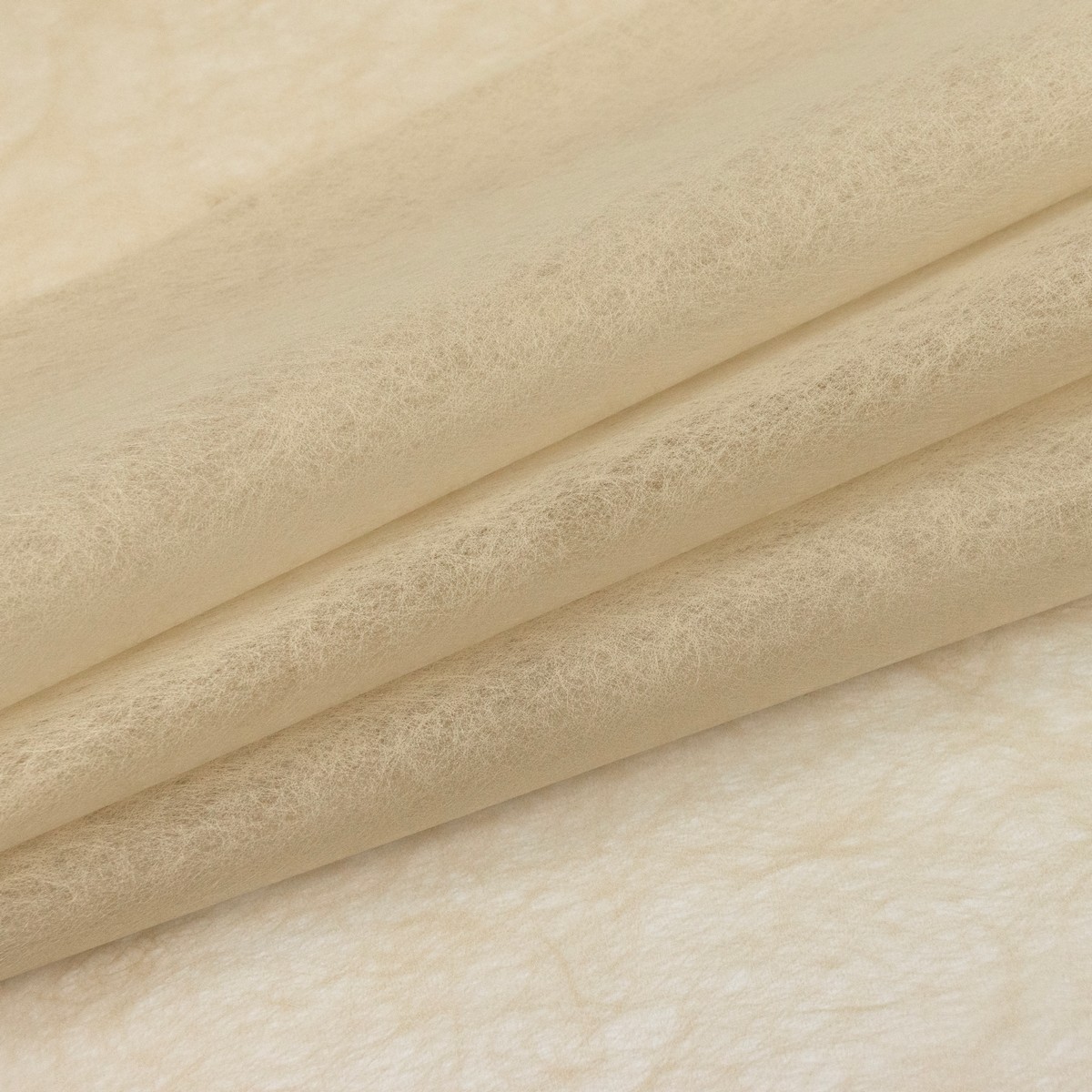 Фетр Паутинка 65гр,15 листов, 58х58см, бежевый в интернет-магазине флористических аксессуаров Азалия Декор