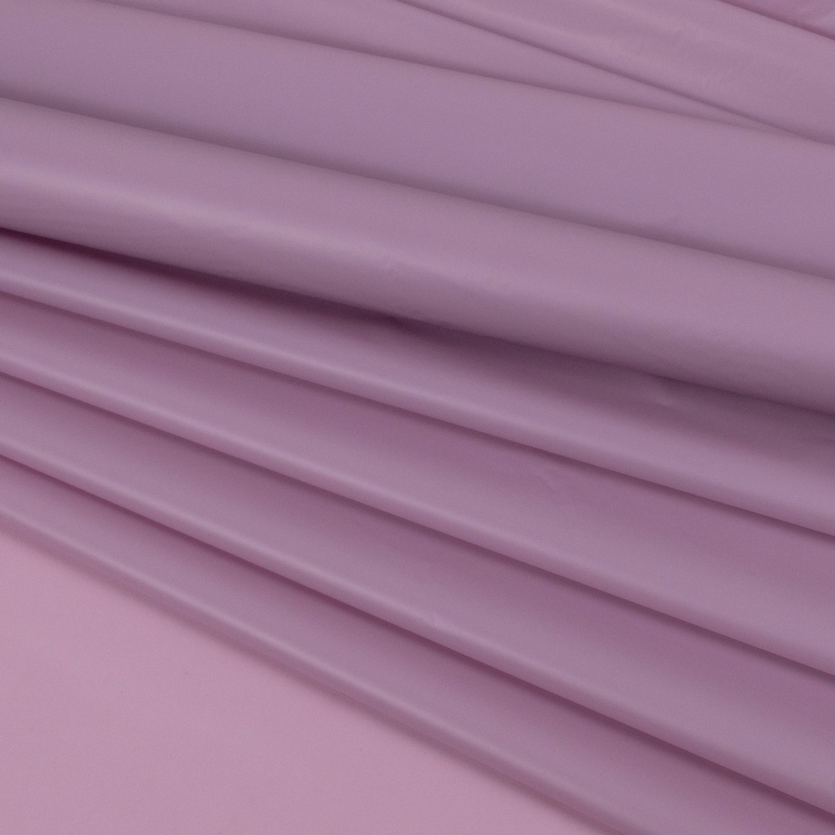 Плёнка тишью влагостойкая 15мкр, 50 см 10 м, фиолетовый в интернет-магазине флористических аксессуаров Азалия Декор