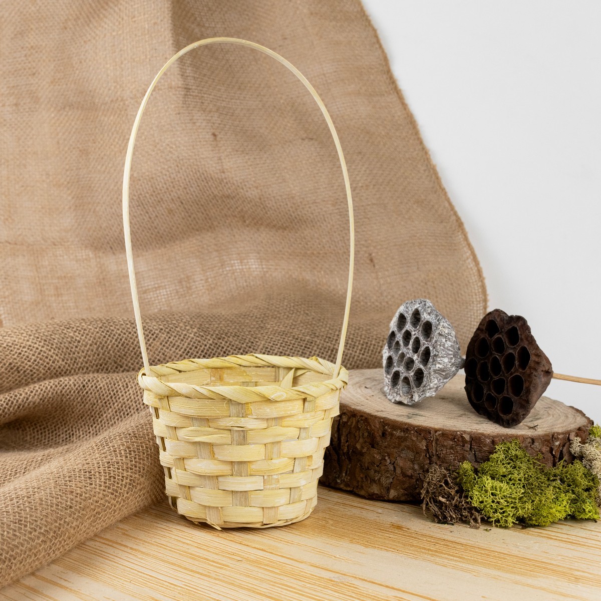 Корзина плетеная (бамбук), D13х9хH30см, лимонный в интернет-магазине флористических аксессуаров Азалия Декор