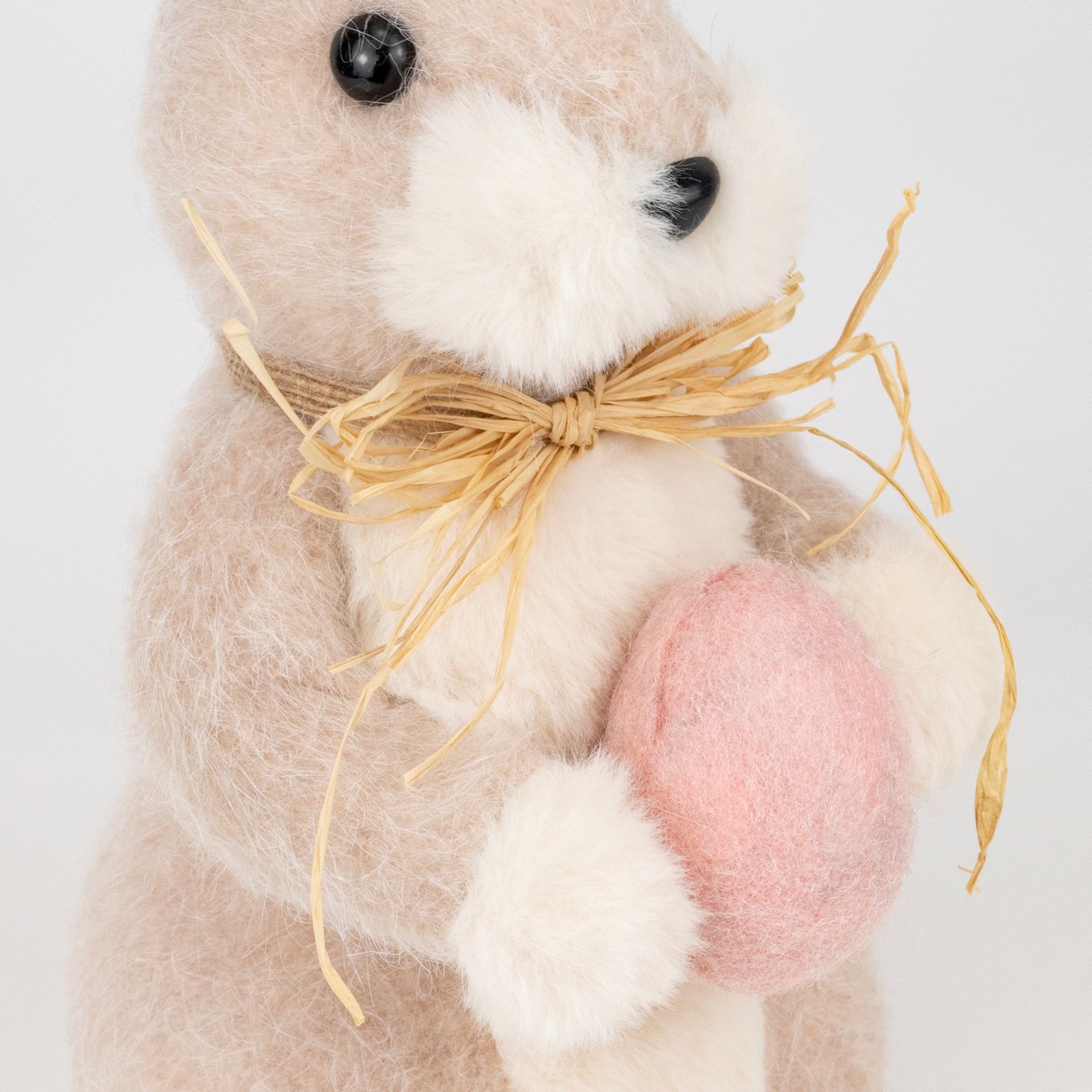 Сувенир Заяц (пенопласт/текстиль), H35x13x17см, кремовый в интернет-магазине флористических аксессуаров Азалия Декор