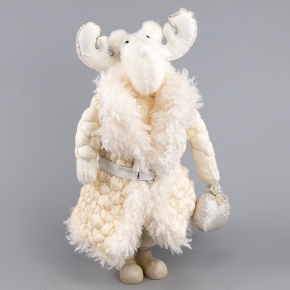 Сувенир Лось Мальчик, Н48х31,5х19см, кремовый в интернет-магазине флористических аксессуаров Азалия Декор