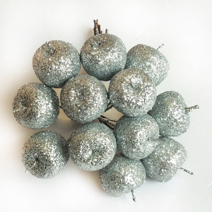 Набор яблок с глиттером на вставках 12шт., D2,2xL10,5см, серебряный в интернет-магазине флористических аксессуаров Азалия Декор