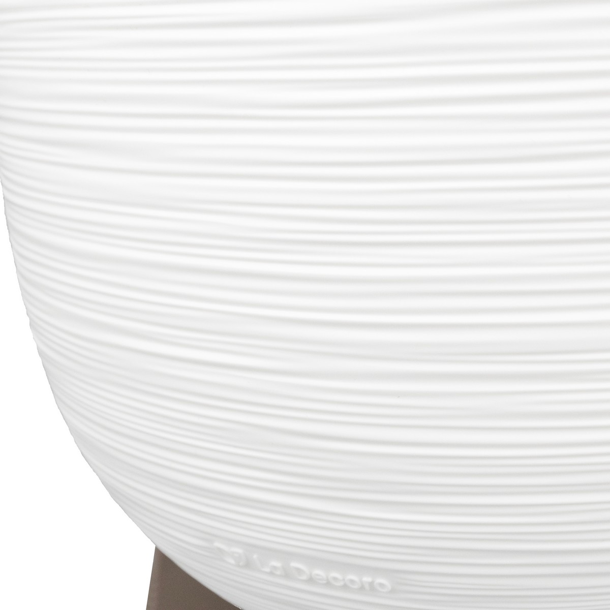 Кашпо на ножках со вставкой Ля Декоро (пластик), D32xH24см, 9,8л, белый в интернет-магазине флористических аксессуаров Азалия Декор