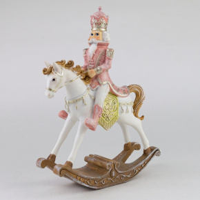 Сувенир Щелкунчик на лошадке (полирезин), H19x14,5x5,5см, розовый в интернет-магазине флористических аксессуаров Азалия Декор