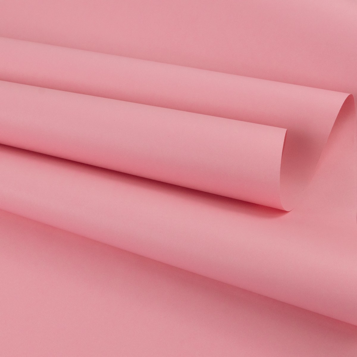 Бумага упаковочная крафт двусторонняя 60гр, 68 см 10 м, светло-розовый в интернет-магазине флористических аксессуаров Азалия Декор