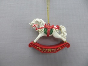 Украшение подвесное Лошадка (полирезин), H6,5x7,5x2см, красный в интернет-магазине флористических аксессуаров Азалия Декор