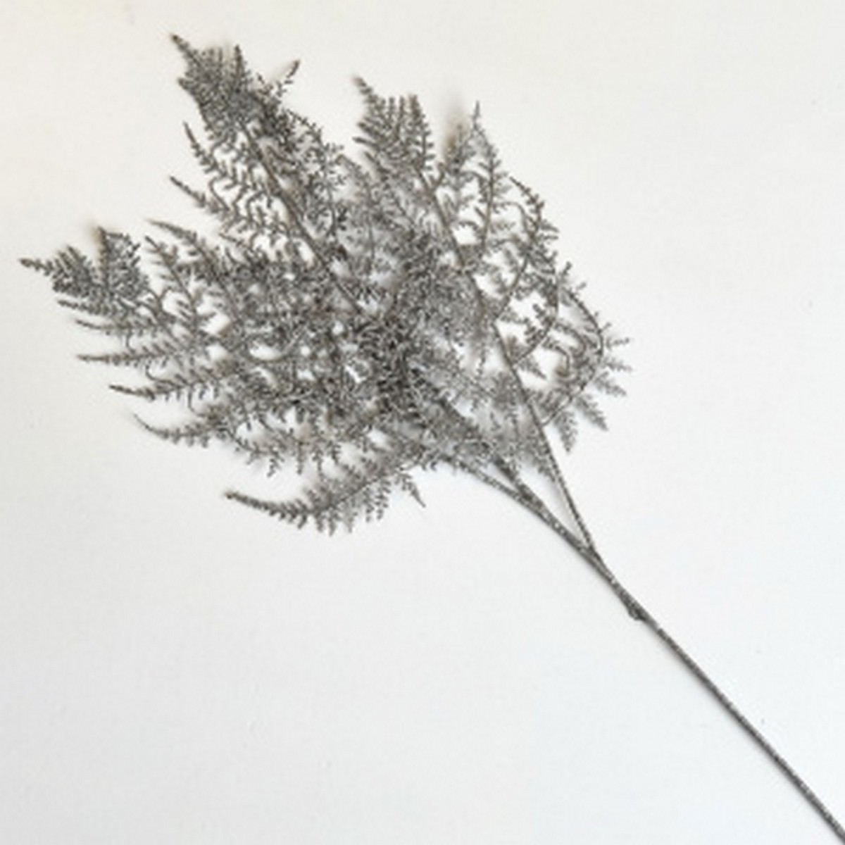 Ветка с глиттером, H80см, серебряный в интернет-магазине флористических аксессуаров Азалия Декор